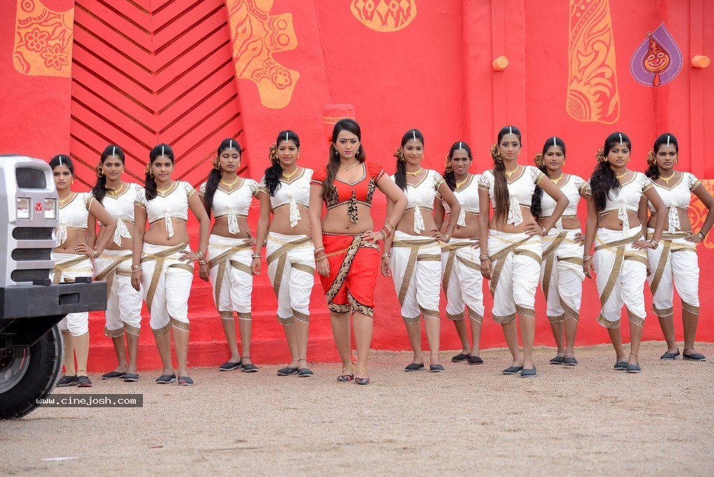 Ester Noronha Hot Pics - 52 / 88 photos