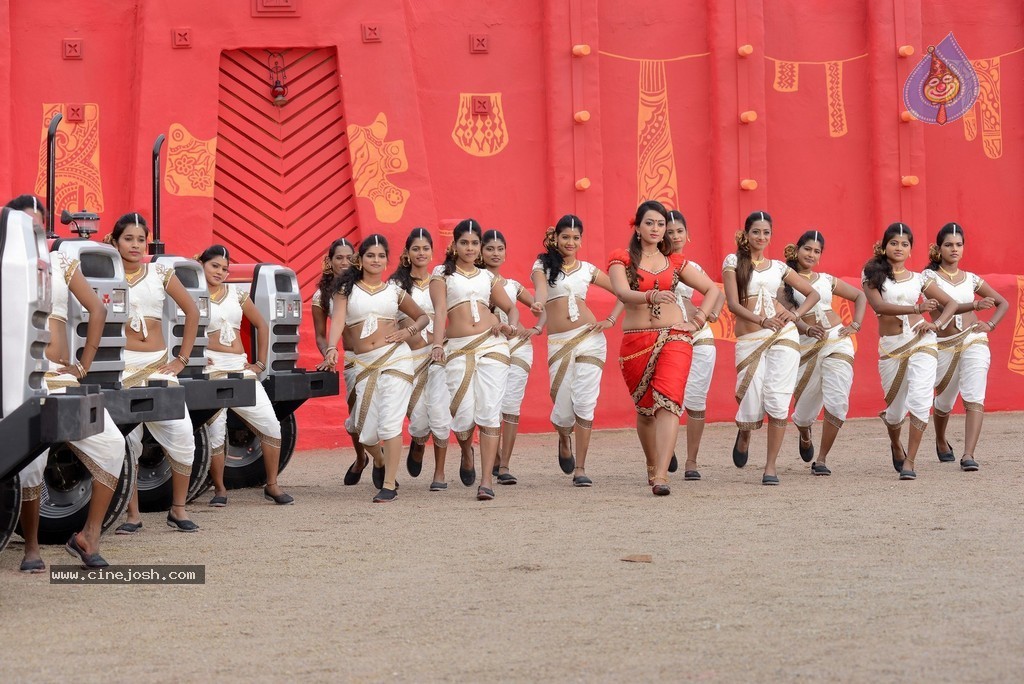 Ester Noronha Hot Pics - 74 / 88 photos