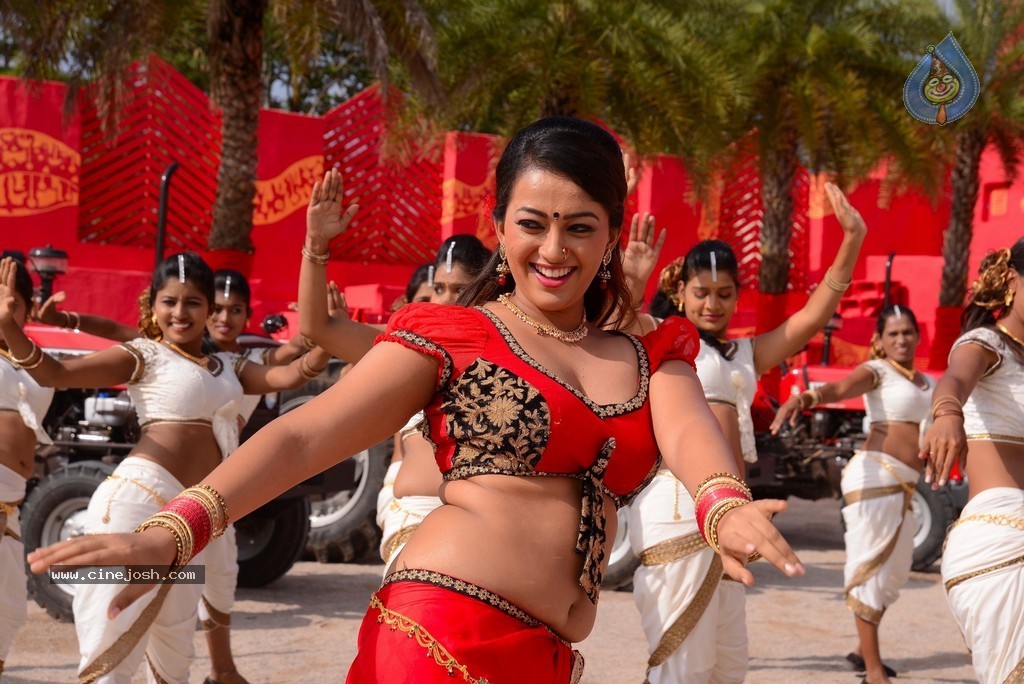 Ester Noronha Hot Pics - 82 / 88 photos