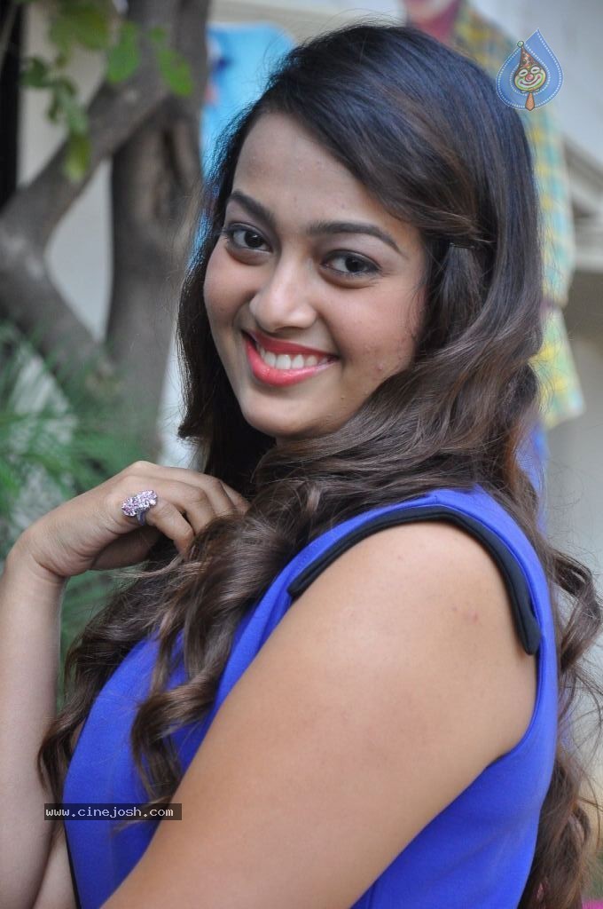 Ester Noronha Latest Gallery - 44 / 113 photos