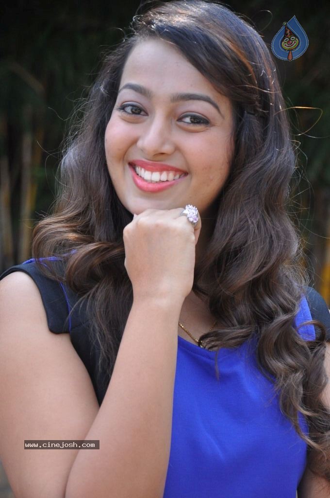 Ester Noronha Latest Gallery - 84 / 113 photos