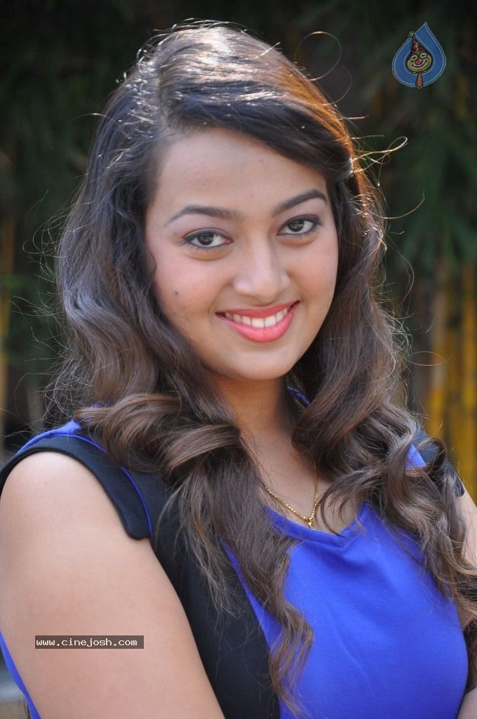 Ester Noronha Latest Gallery - 89 / 113 photos