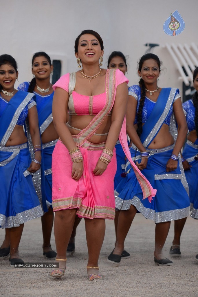 Ester Noronha New Gallery - 32 / 86 photos