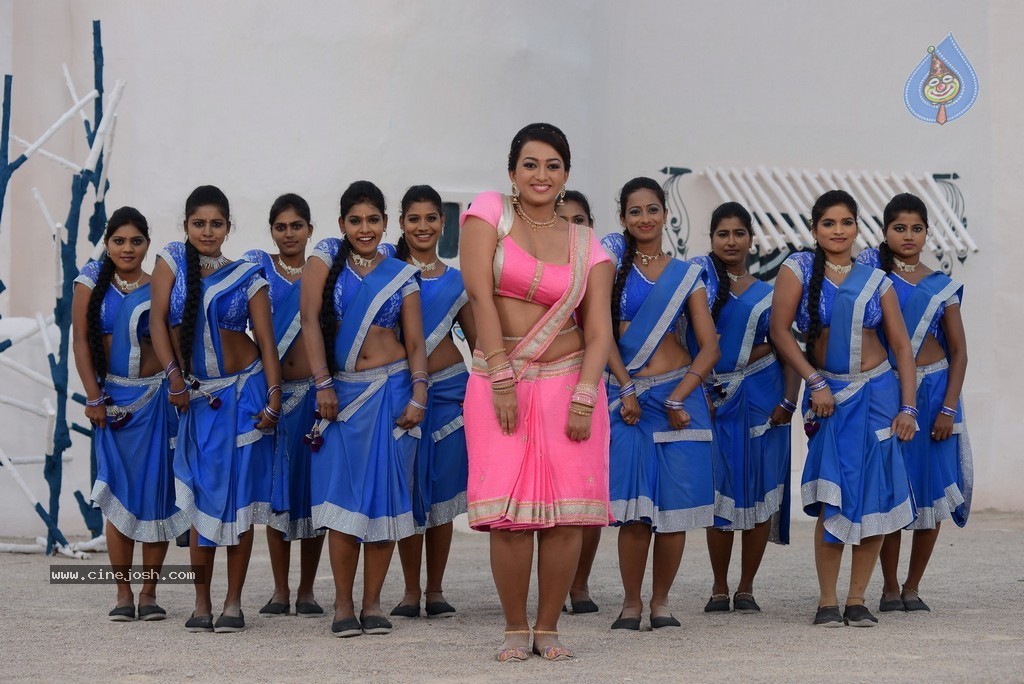 Ester Noronha New Gallery - 55 / 86 photos