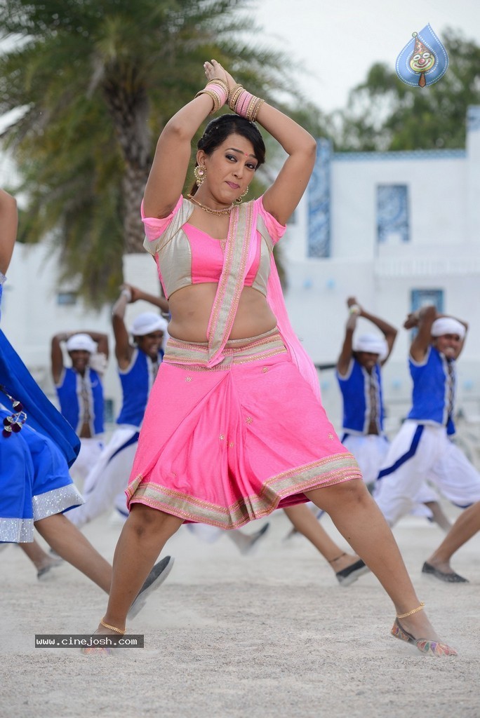 Ester Noronha New Gallery - 80 / 86 photos