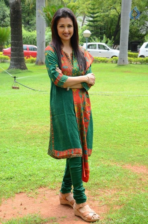 Gautami Latest Photos - 7 / 30 photos