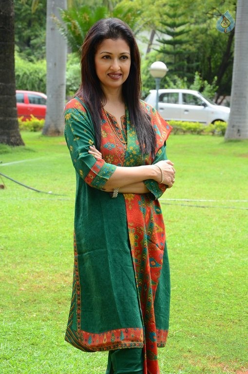 Gautami Latest Photos - 10 / 30 photos