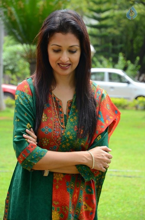 Gautami Latest Photos - 11 / 30 photos