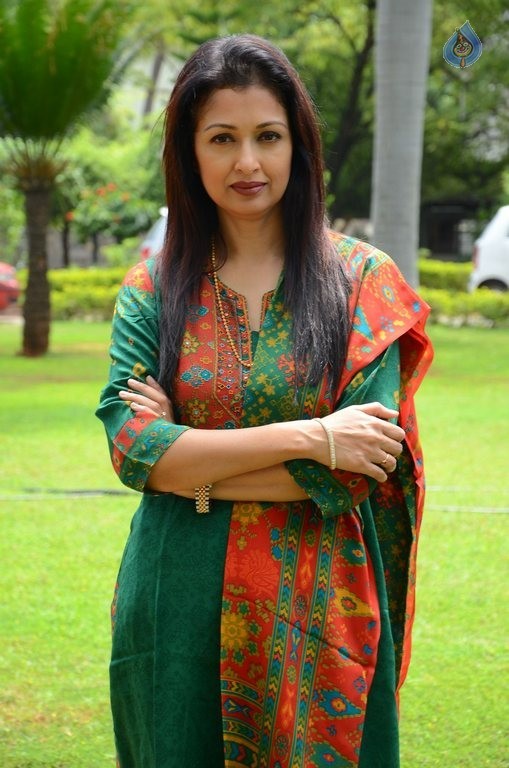 Gautami Latest Photos - 14 / 30 photos