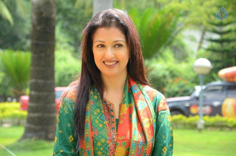 Gautami Latest Photos - 15 / 30 photos