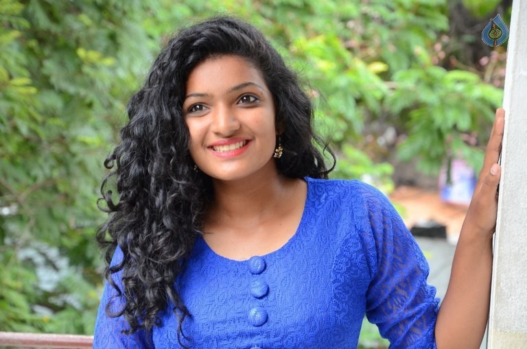 Gayathri New Pics - 24 / 26 photos