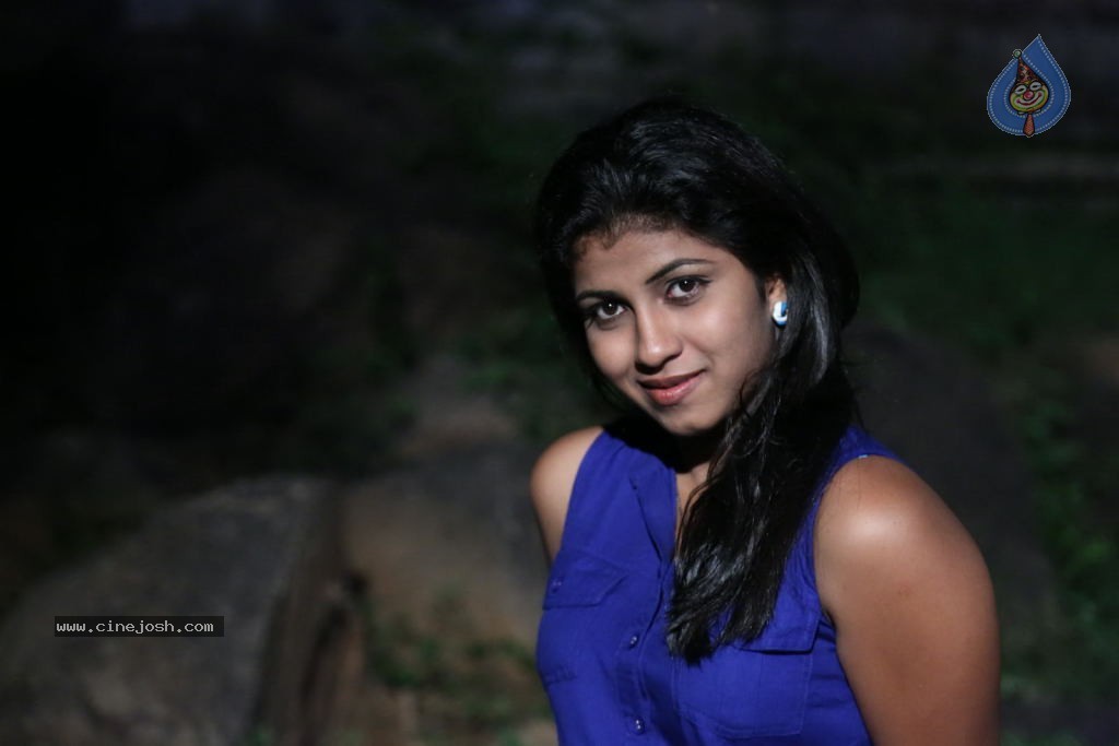 Geethanjali Stills - 5 / 48 photos