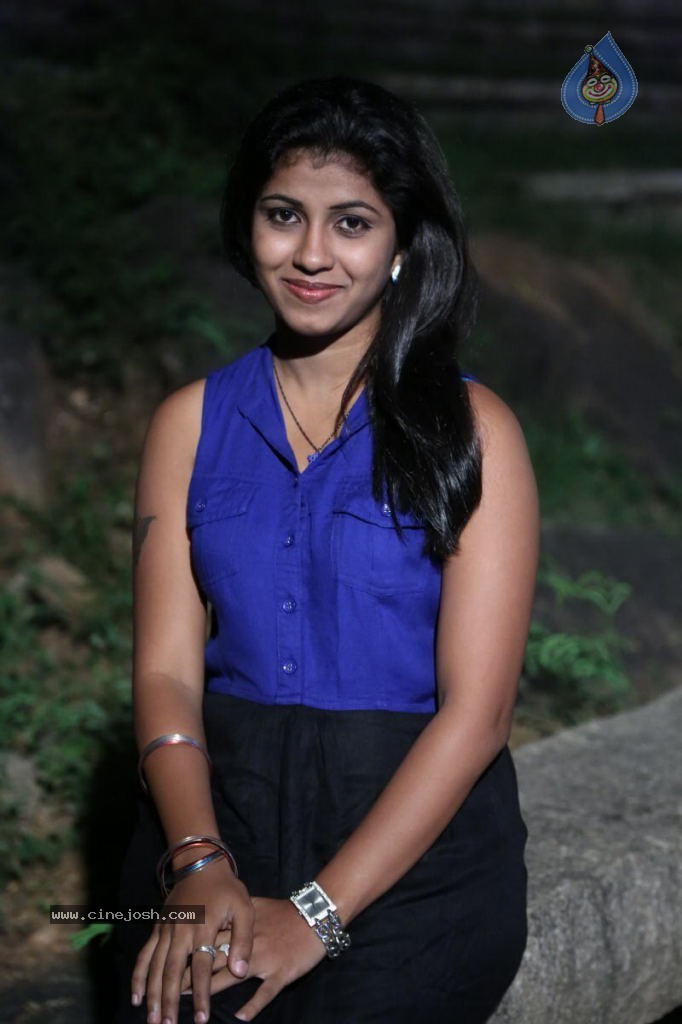 Geethanjali Stills - 9 / 48 photos