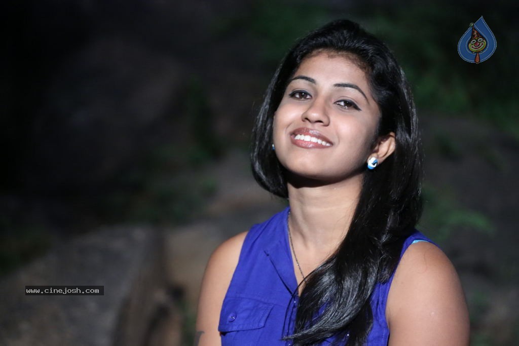 Geethanjali Stills - 24 / 48 photos