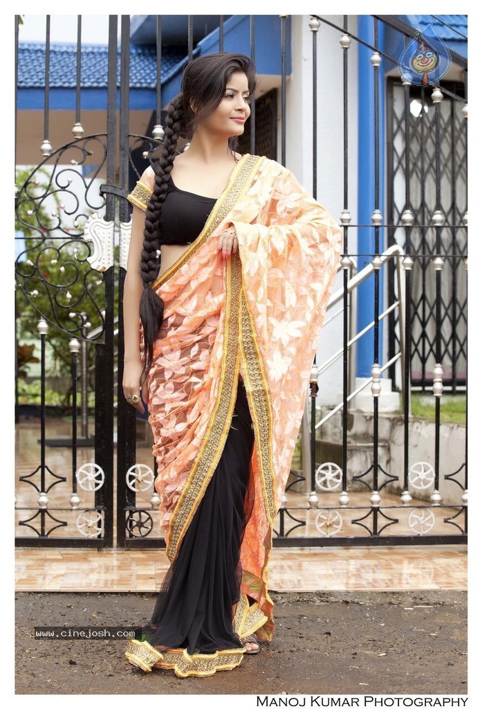 Gehana Vasisth Latest Stills - 2 / 21 photos