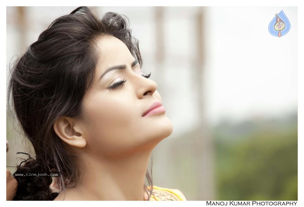 Gehana Vasisth Latest Stills - 4 / 21 photos