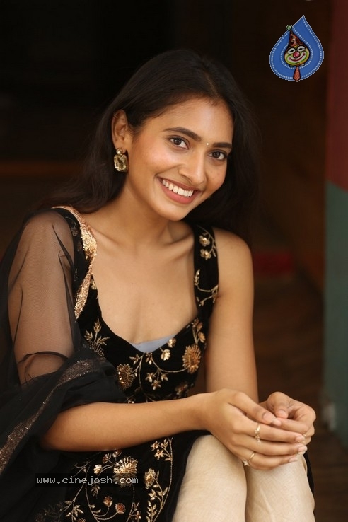 Gnaneswari Kandregula Photos - 19 / 37 photos