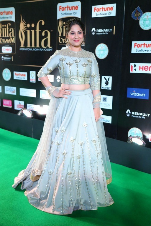 Gowri Munjal New Photos - 23 / 54 photos