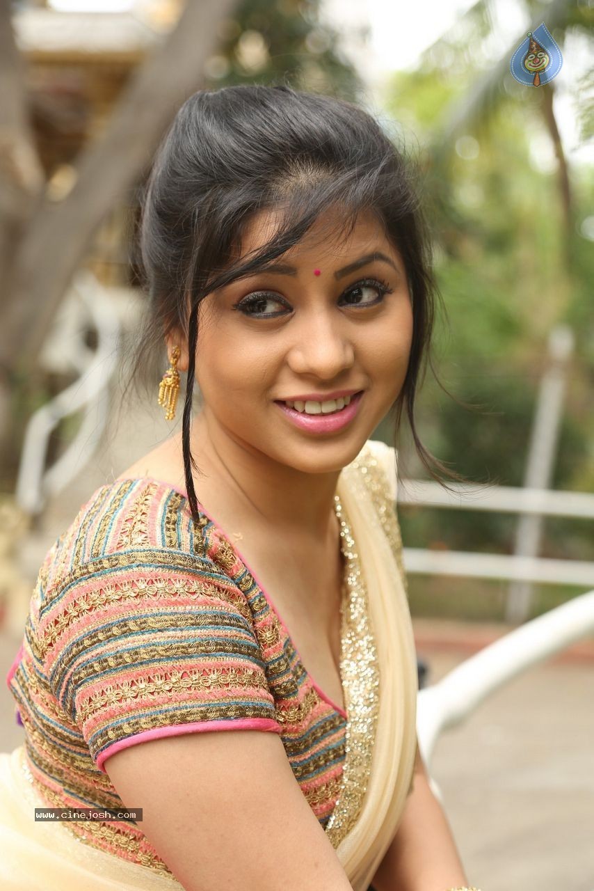 Hamida Photos - 24 / 58 photos