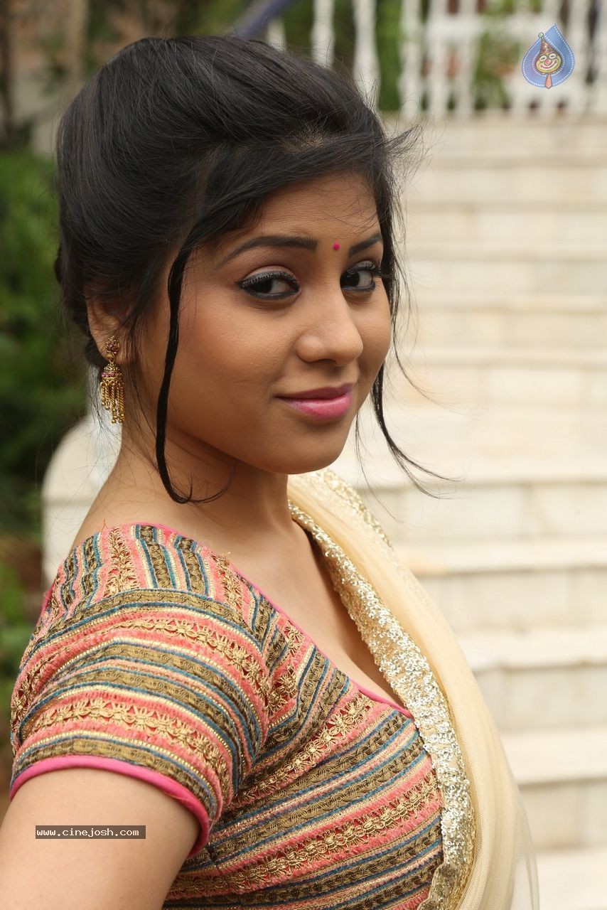 Hamida Photos - 28 / 58 photos