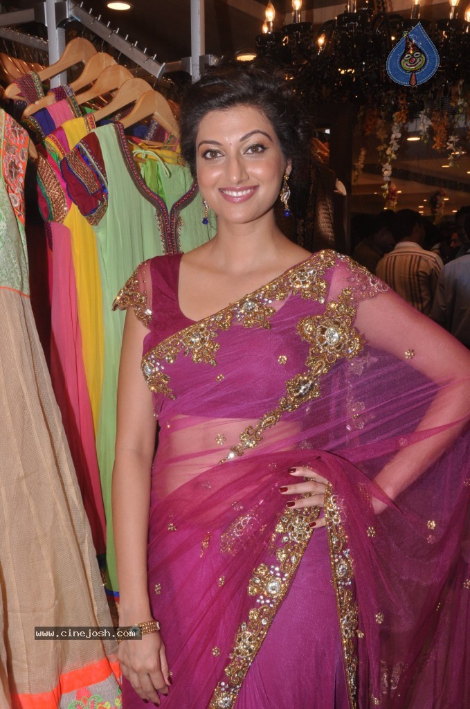 Hamsa Nandini Hot Stills - 27 / 152 photos