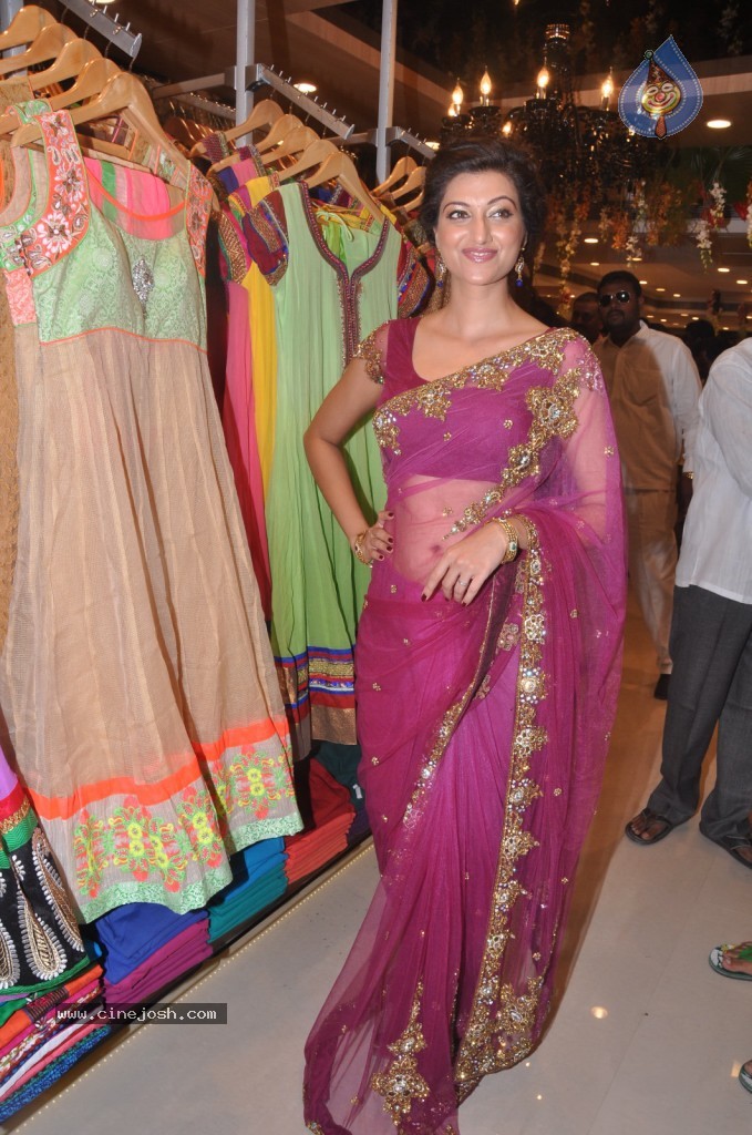 Hamsa Nandini Hot Stills - 76 / 152 photos