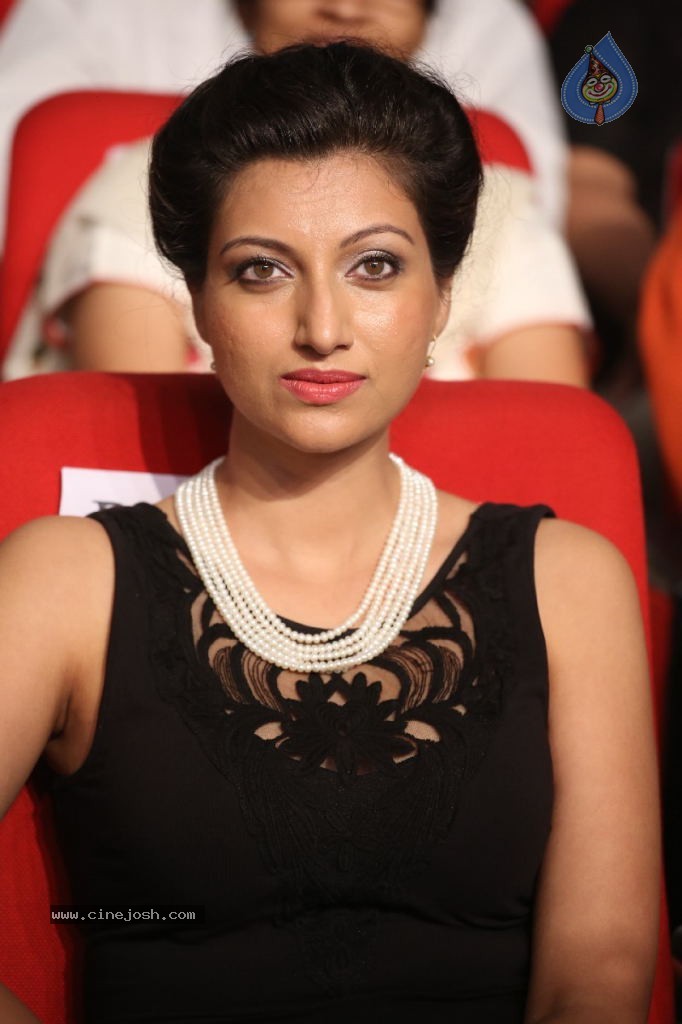 Hamsa Nandini New Stills - 29 / 61 photos