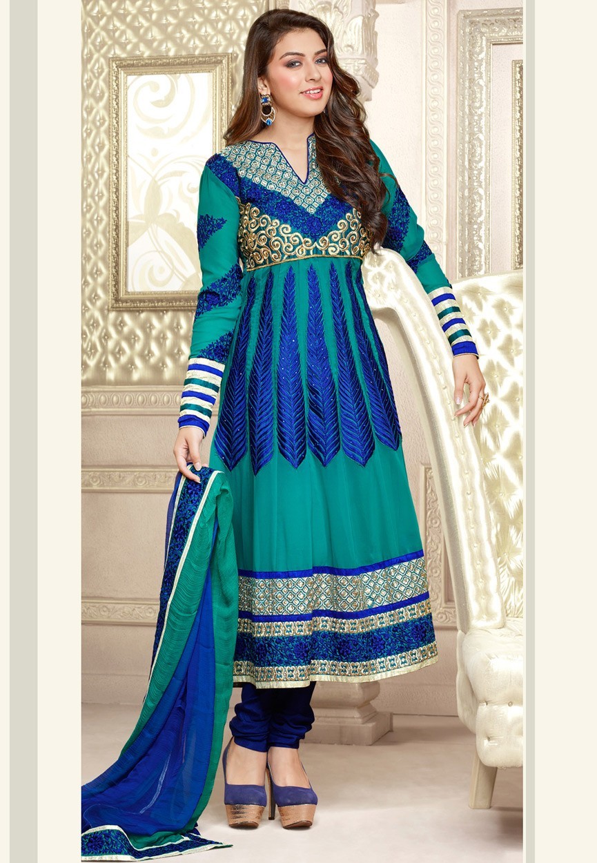 Hansika Cute Stills - 9 / 14 photos