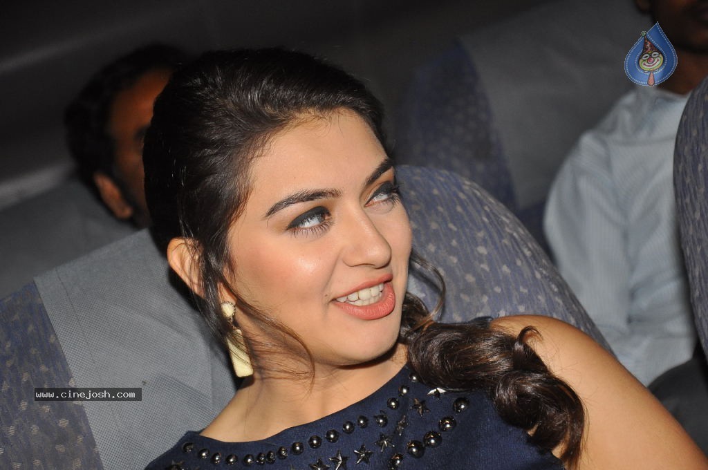 Hansika Hot Stills - 18 / 106 photos