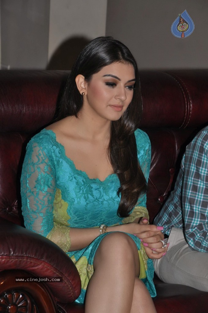 Hansika Latest Hot Photos - 9 / 36 photos