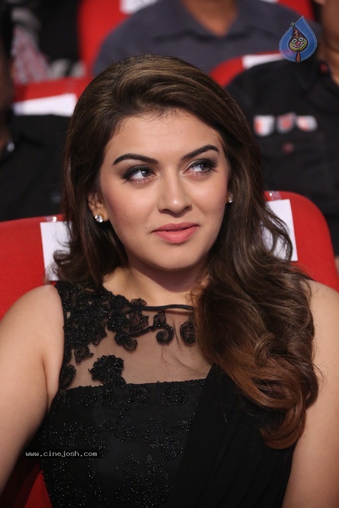 Hansika Latest Pics - 18 / 45 photos