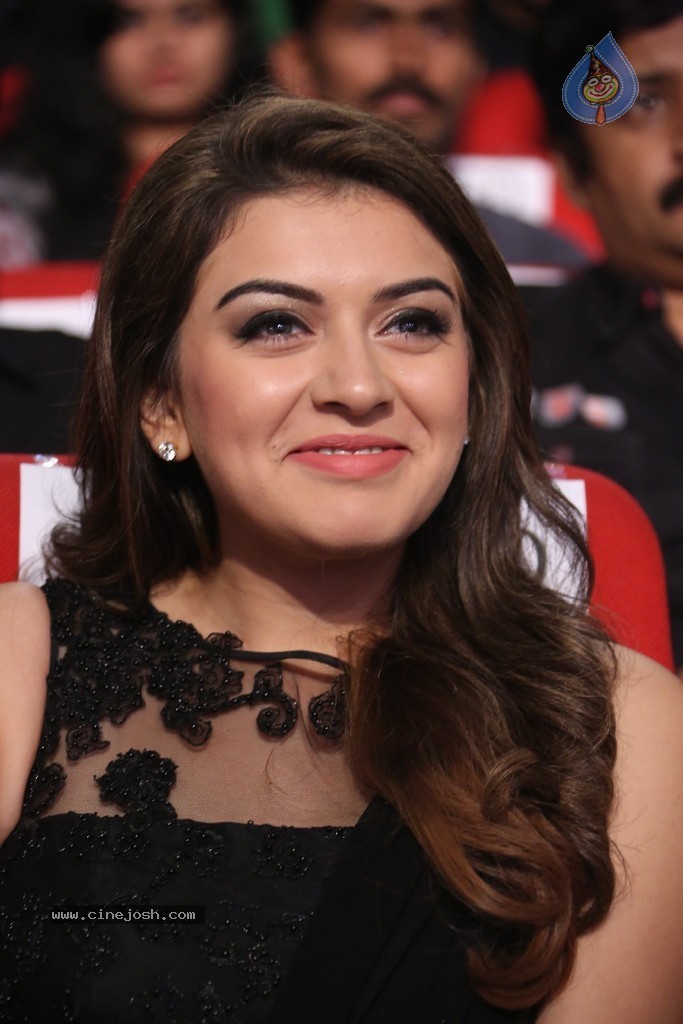 Hansika Latest Pics - 19 / 45 photos