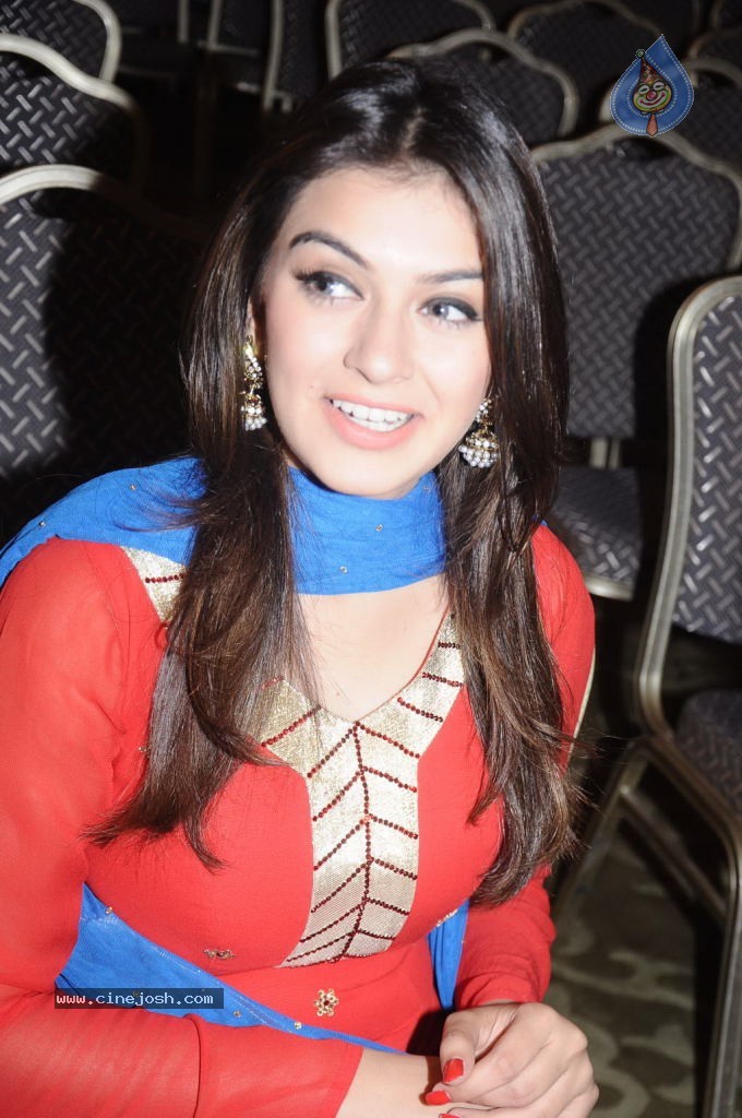 Hansika Latest Stills - 18 / 25 photos