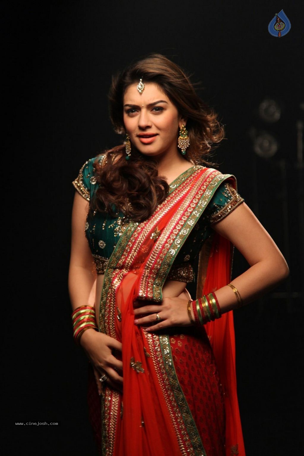 Hansika New Pics - 28 / 28 photos