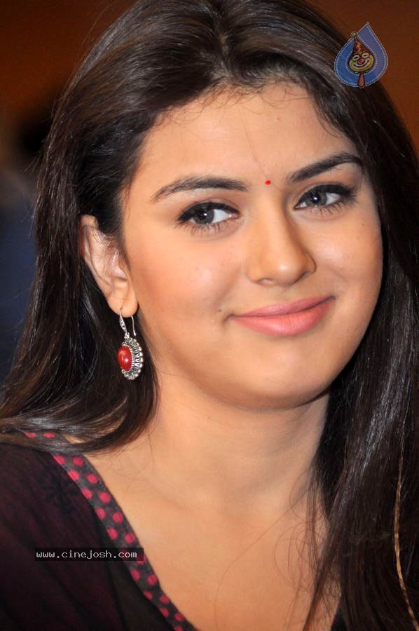 Hansika Photo Gallery - 2 / 55 photos