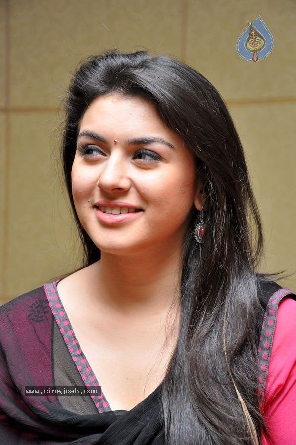 Hansika Photo Gallery - 18 / 55 photos