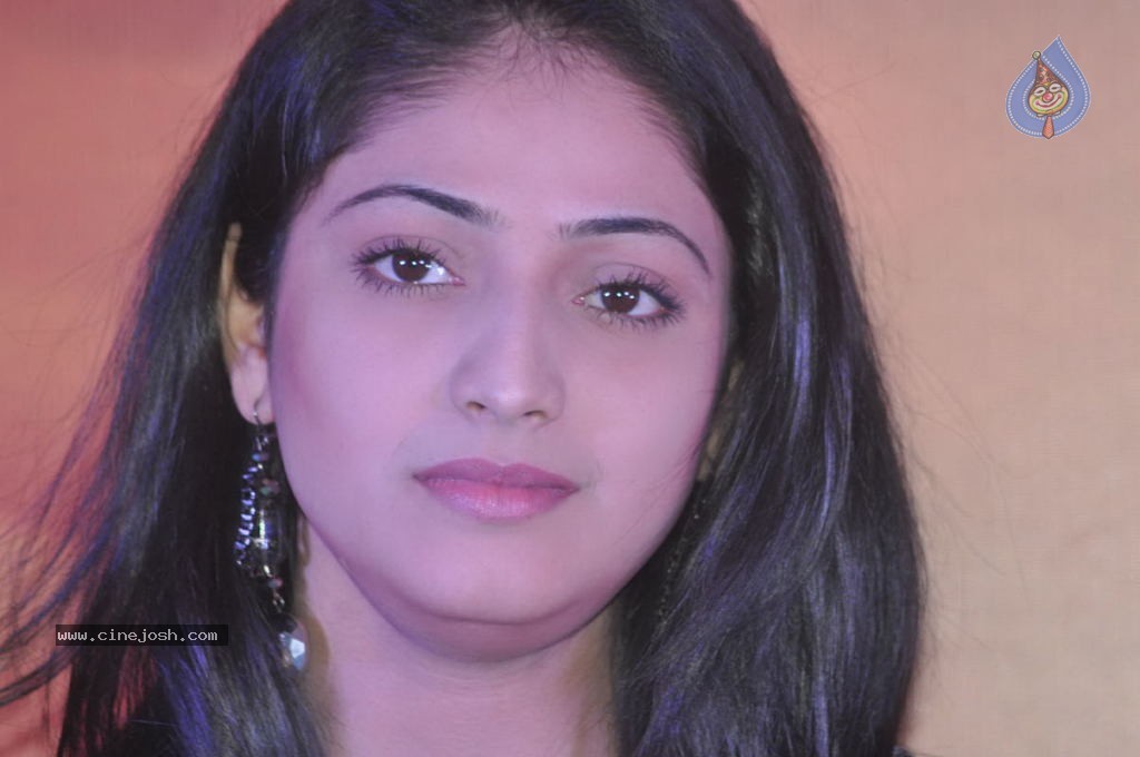 Hari Priya Latest Stills - 8 / 58 photos