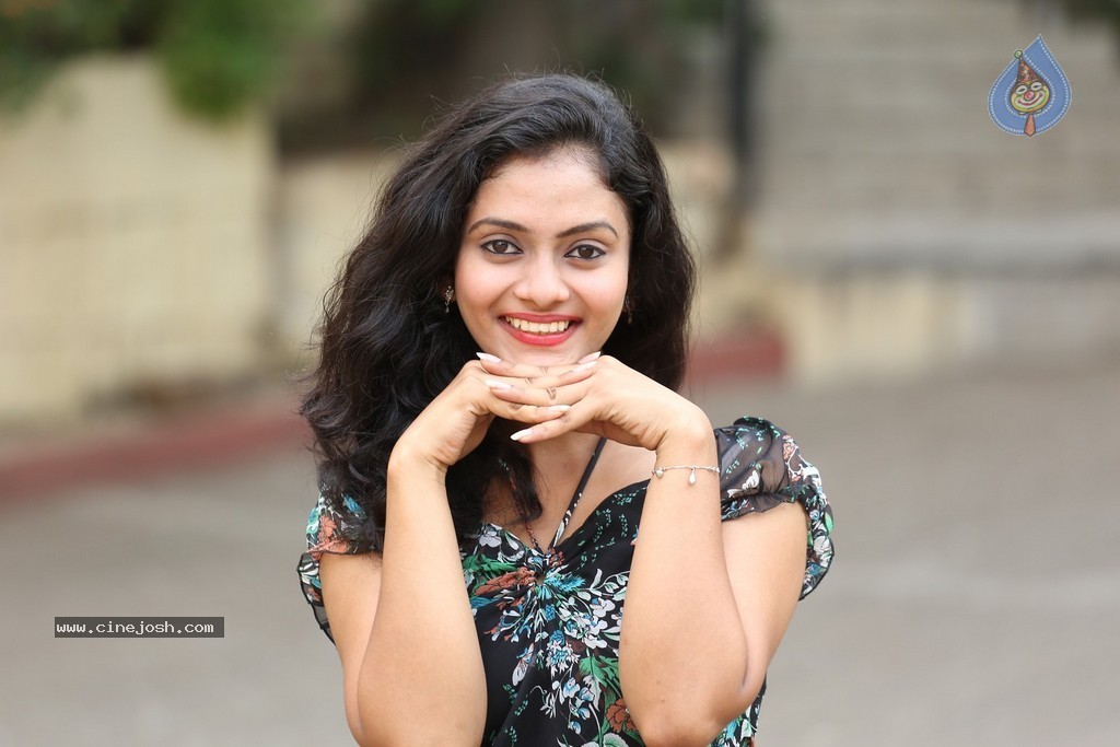 Harika New Photos - 50 / 84 photos