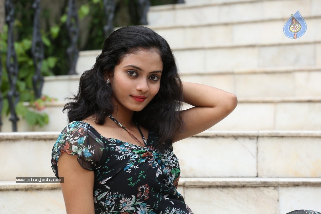 Harika New Photos - 59 / 84 photos