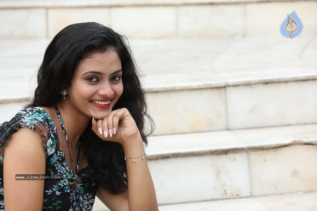 Harika New Photos - 75 / 84 photos