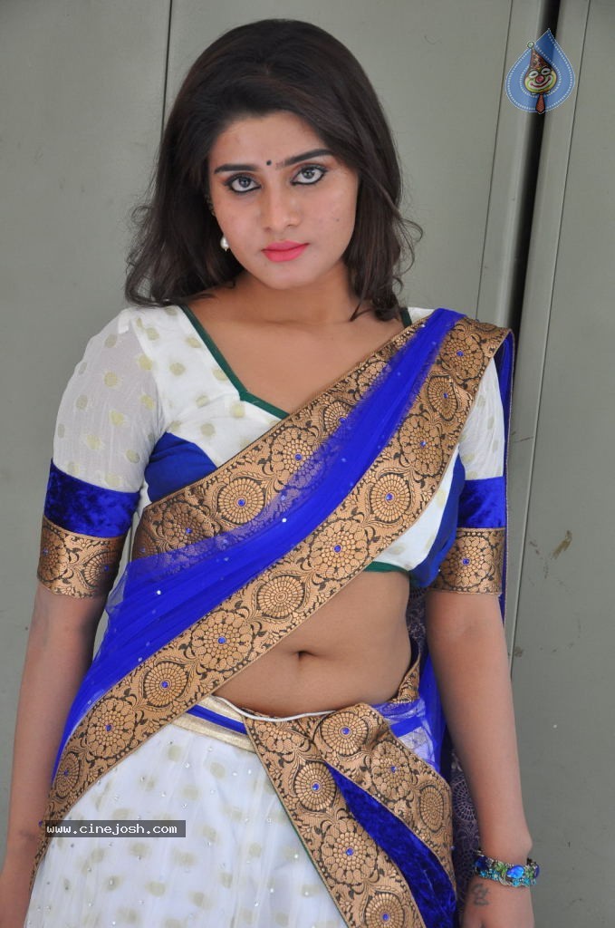 Harini Spicy Stills - 57 / 110 photos