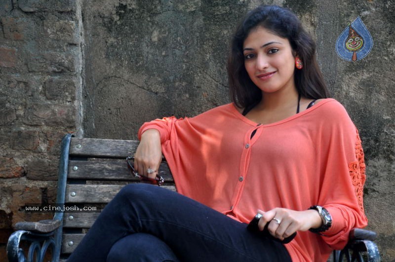 Haripriya Latest Stills - 15 / 89 photos