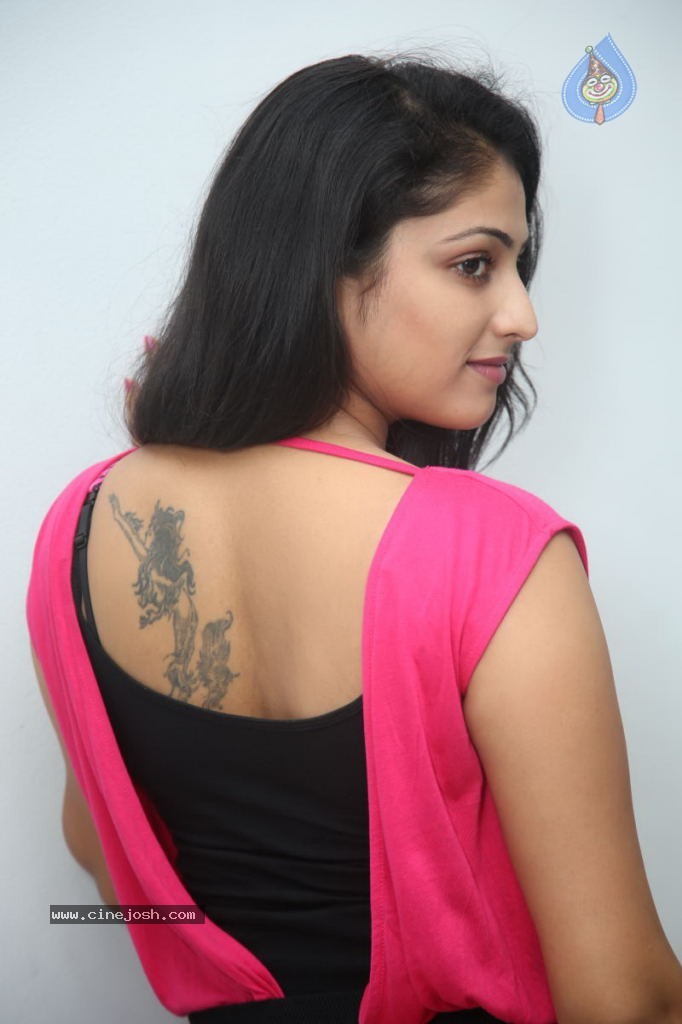 Haripriya New Gallery - 64 / 93 photos