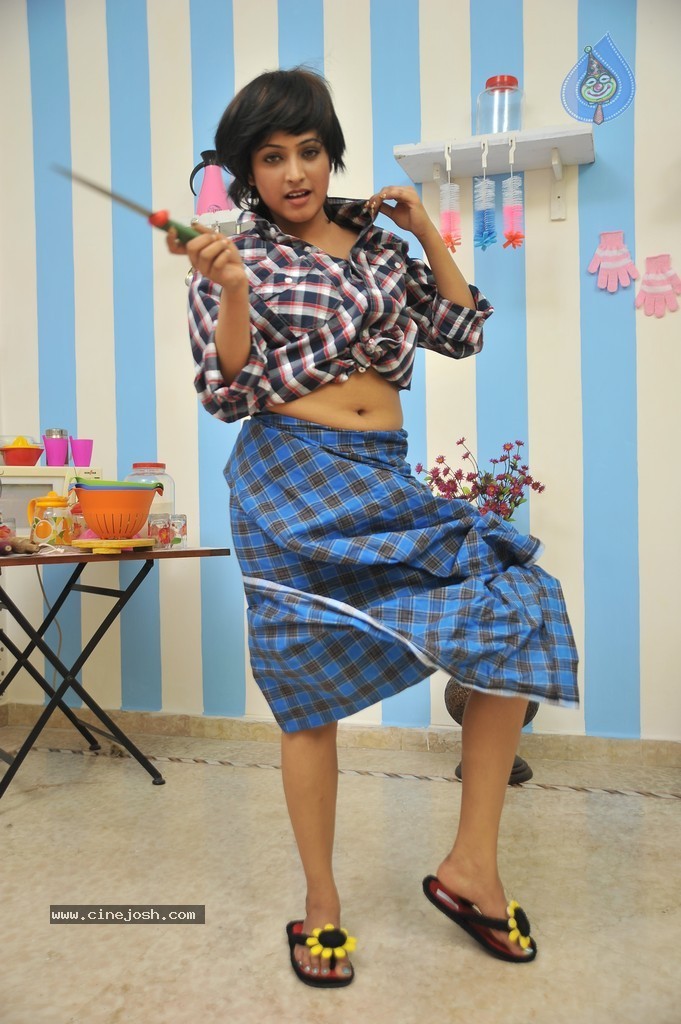 Haripriya New Hot Gallery - 54 / 54 photos