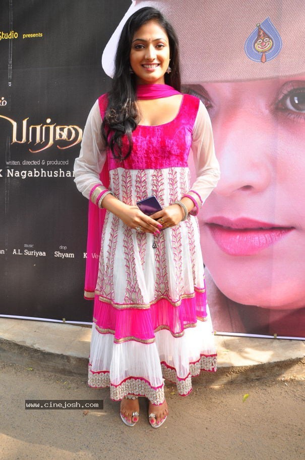 Haripriya Stills - 2 / 19 photos