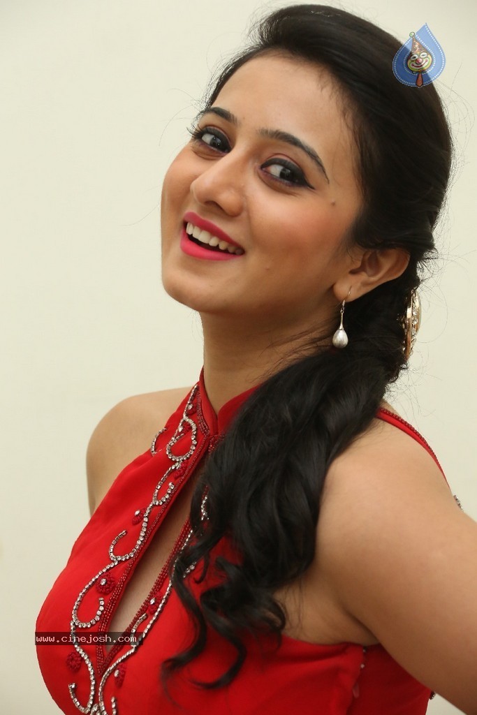 Harshika Photos - 32 / 60 photos