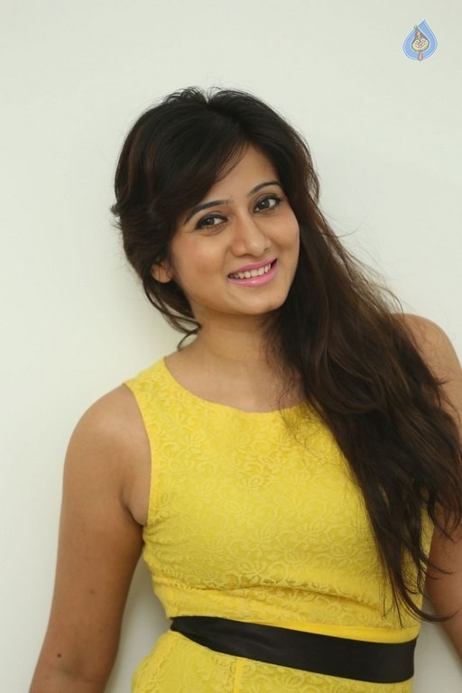 Harshika Poonacha New Pics - 29 / 54 photos