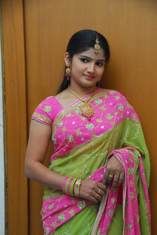 Hasini Stills - Alalu Heroine - 5 / 33 photos