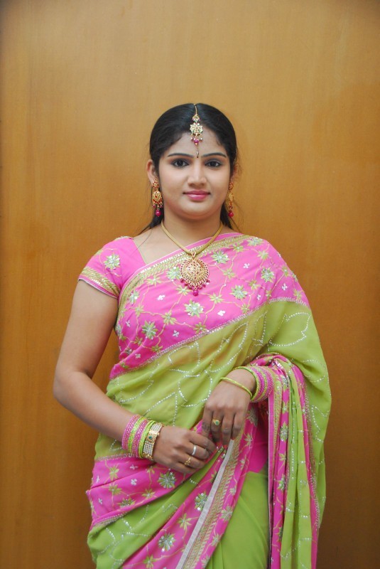 Hasini Stills - Alalu Heroine - 19 / 33 photos