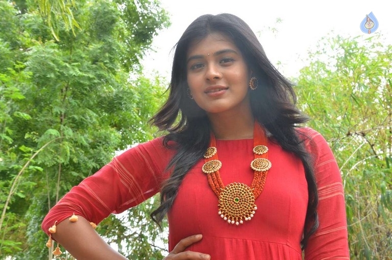Hebah Patel Latest Photos - 11 / 20 photos